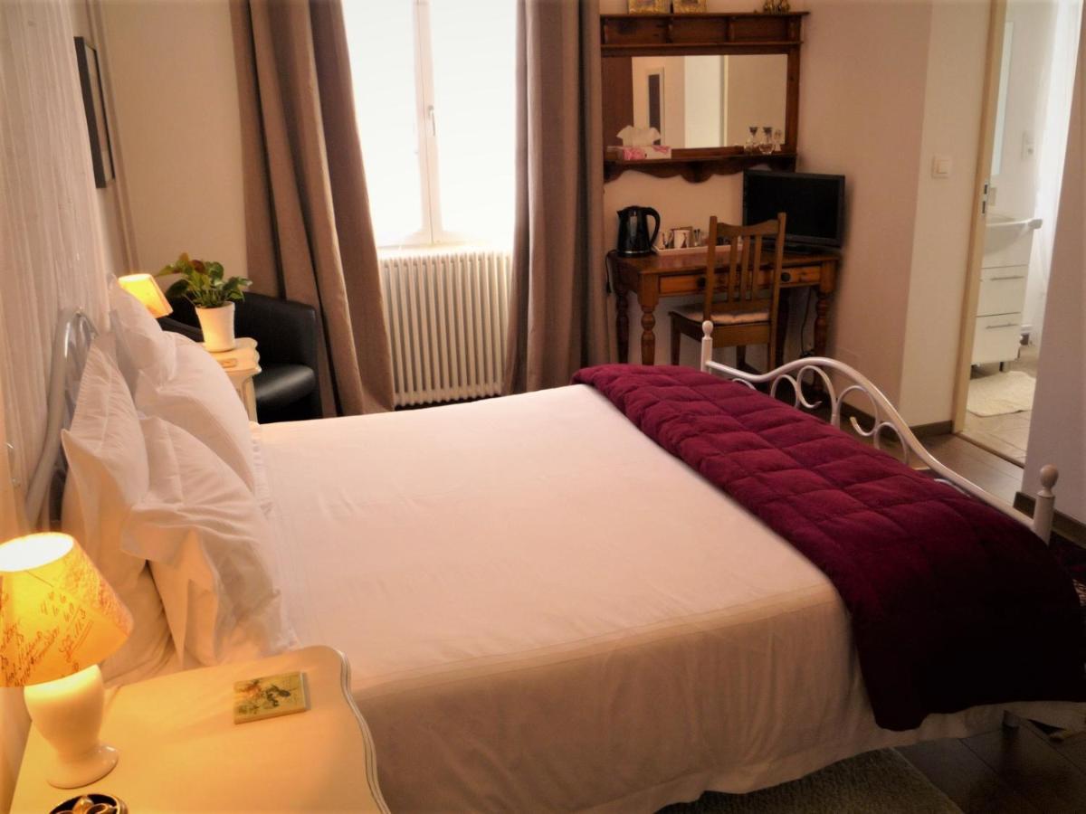 Bed and Breakfast Chez Edèll Monpazier Exterior foto